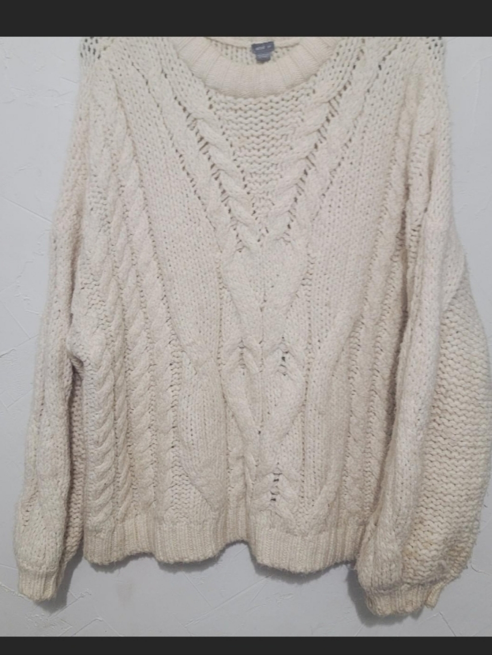 aerie Chunky Cream Cable Knit Crewneck Sweater